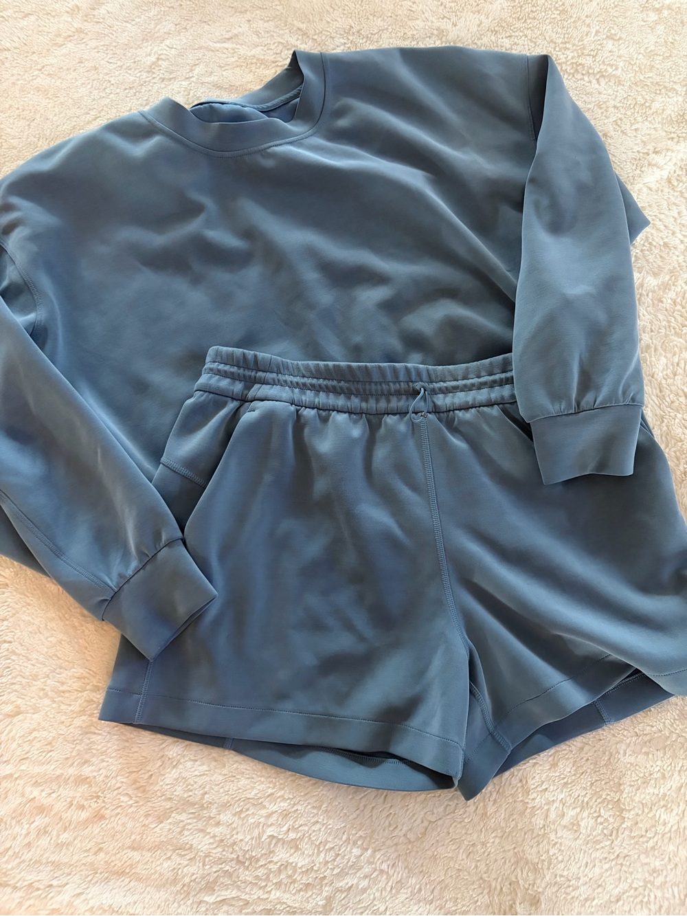Lululemon softstreme set blue